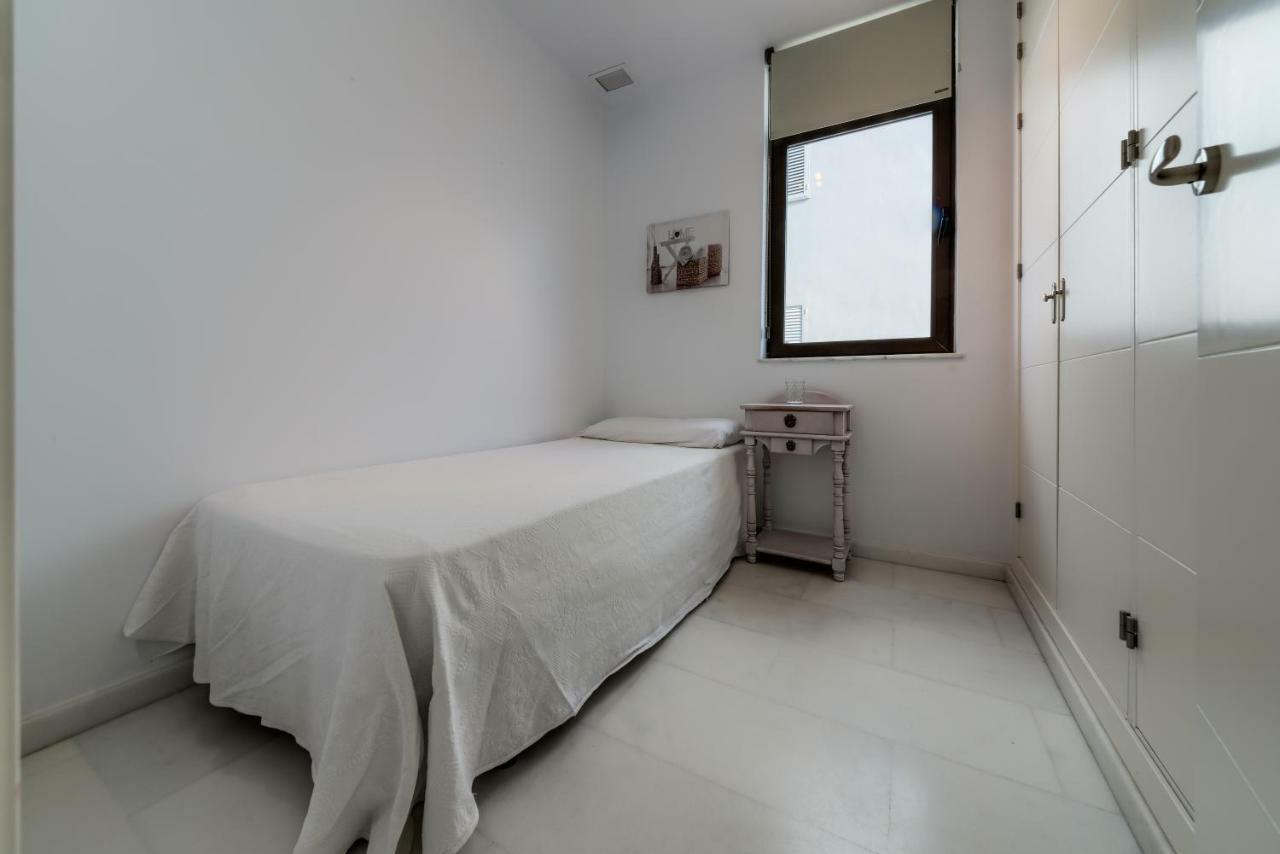 קוניל דה לה פרונטרה Apartamentos Villas Flamenco Rentals מראה חיצוני תמונה