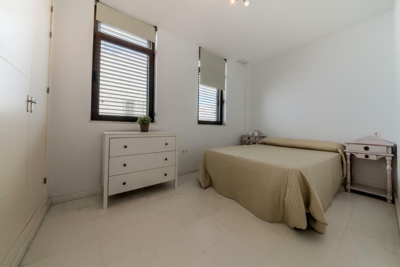 קוניל דה לה פרונטרה Apartamentos Villas Flamenco Rentals מראה חיצוני תמונה