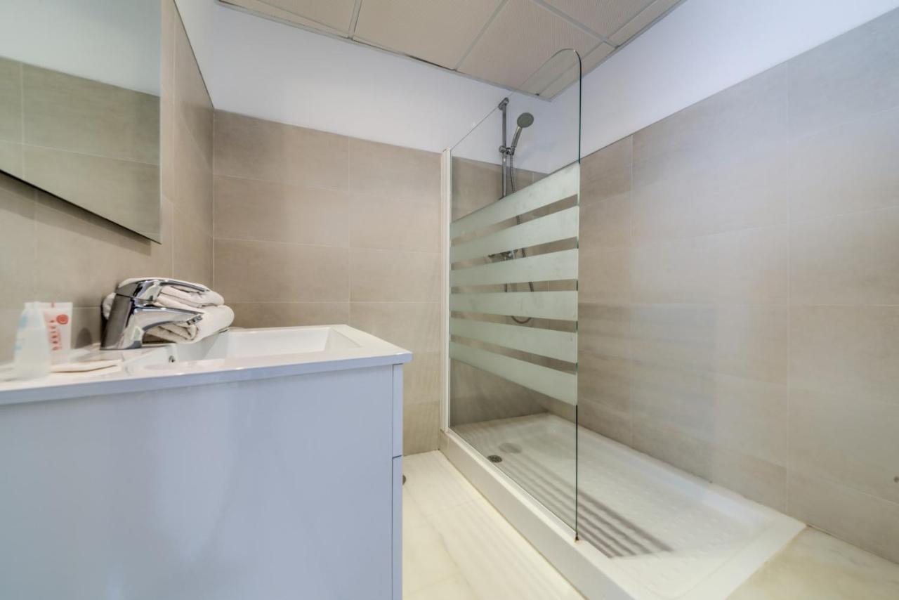 קוניל דה לה פרונטרה Apartamentos Villas Flamenco Rentals מראה חיצוני תמונה